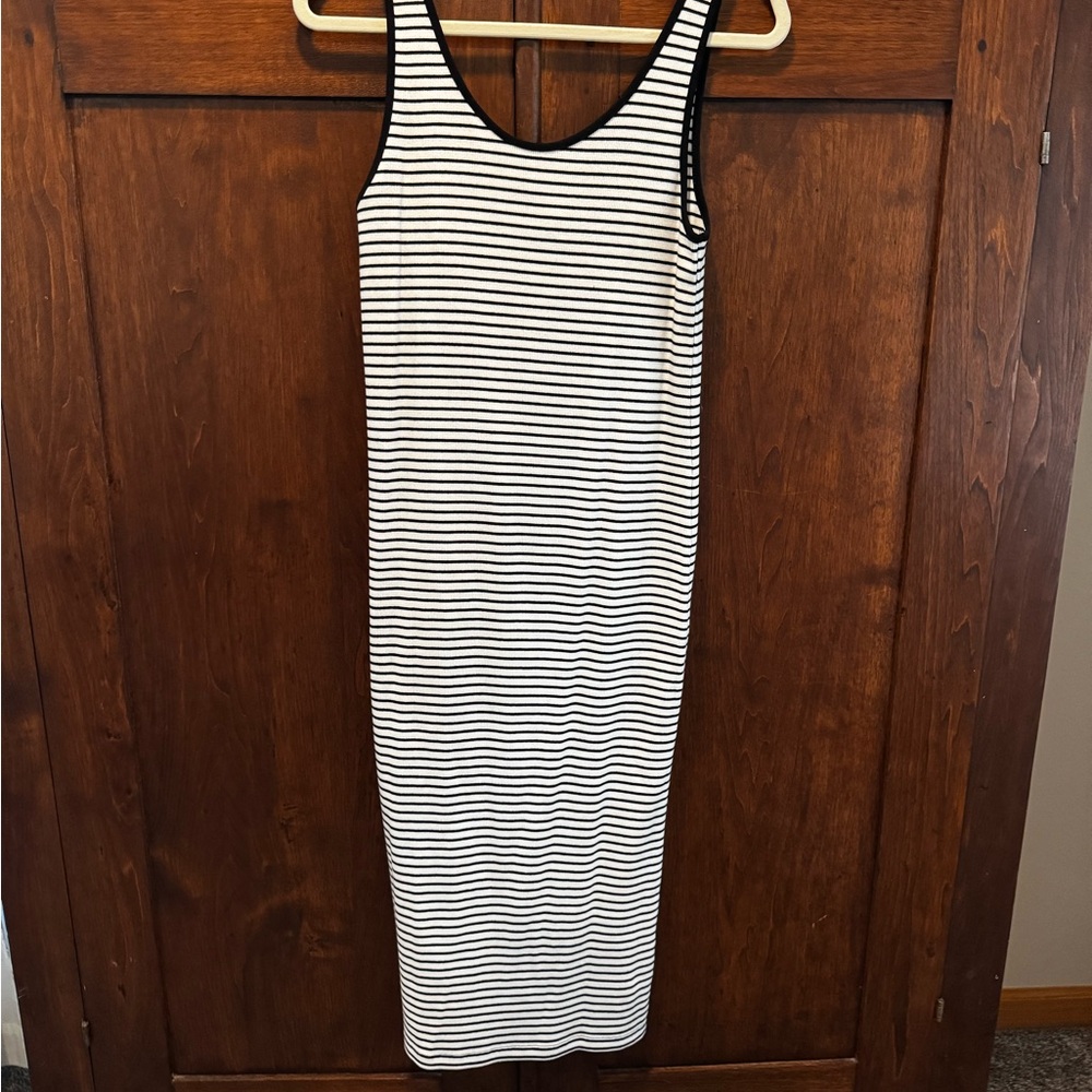 H&M Striped Sleeveless Maxi Dress